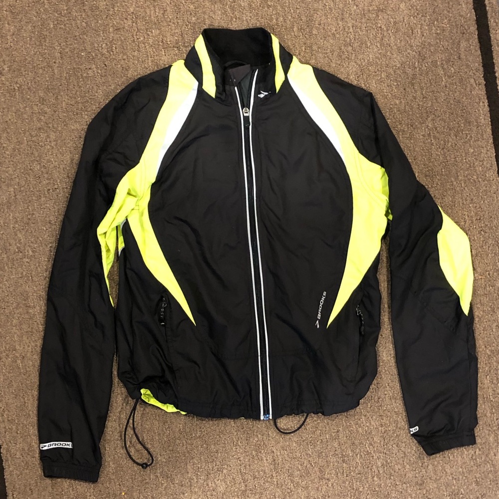 Brooks lightweight workout jacket size Small